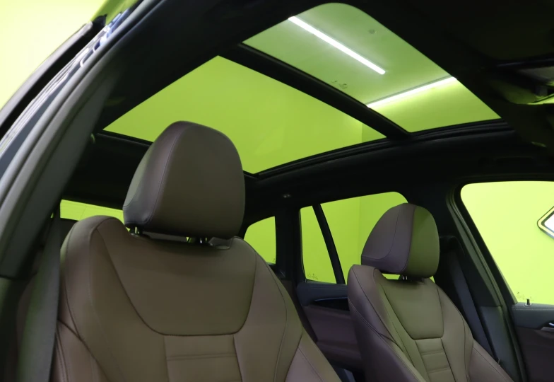 BMW iX3 Черный
