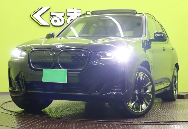 BMW iX3 Черный