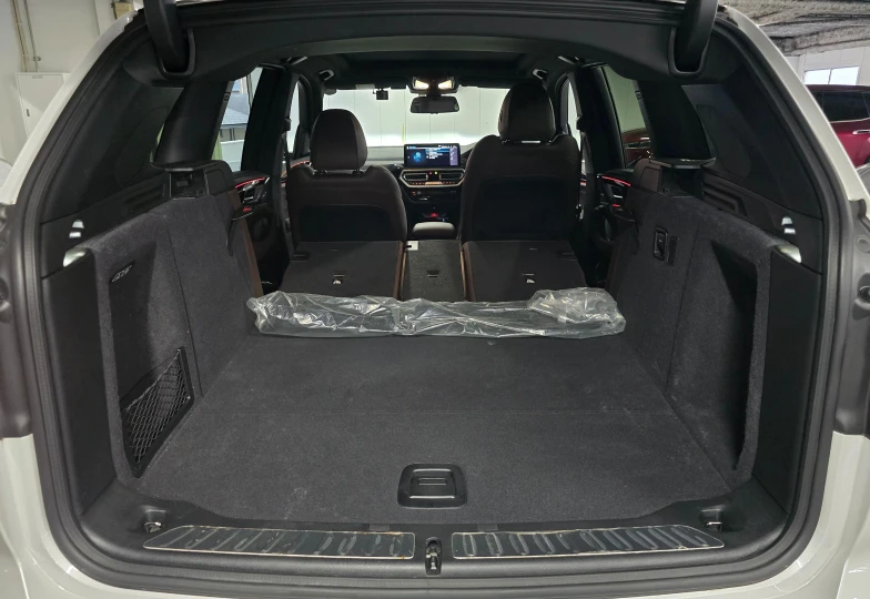 BMW iX3 Белый