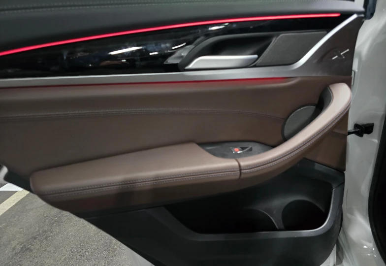 BMW iX3 Белый