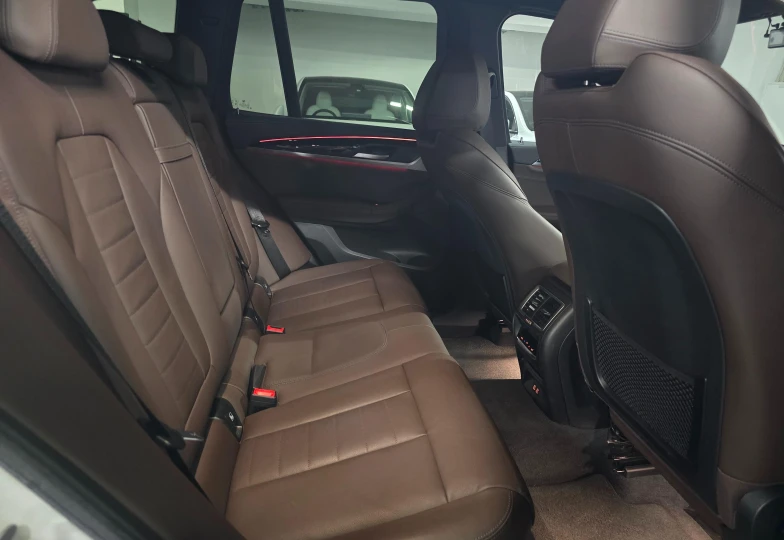 BMW iX3 Белый
