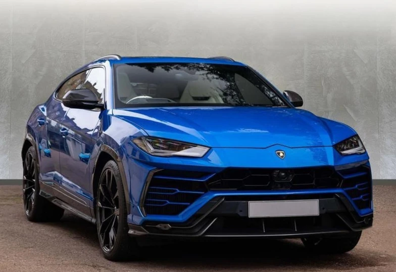 Lamborghini Urus Blue