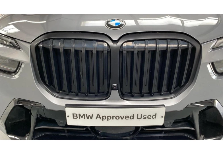 BMW X7 Grey