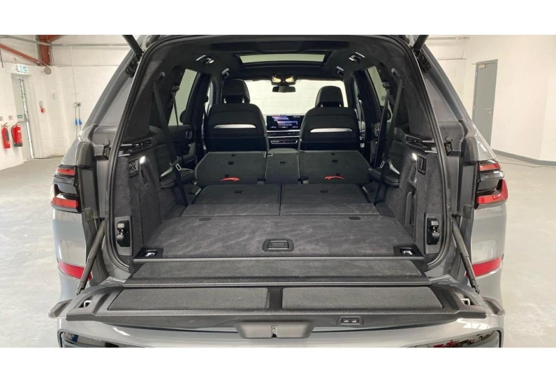 BMW X7 Grey