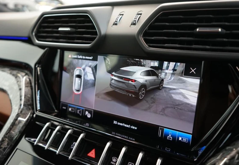 Lamborghini Urus Черный