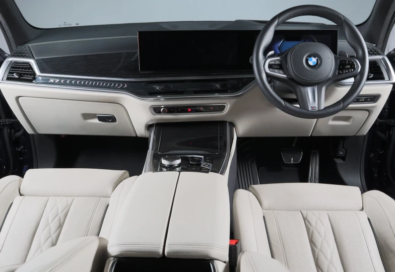 BMW X7 Blue
