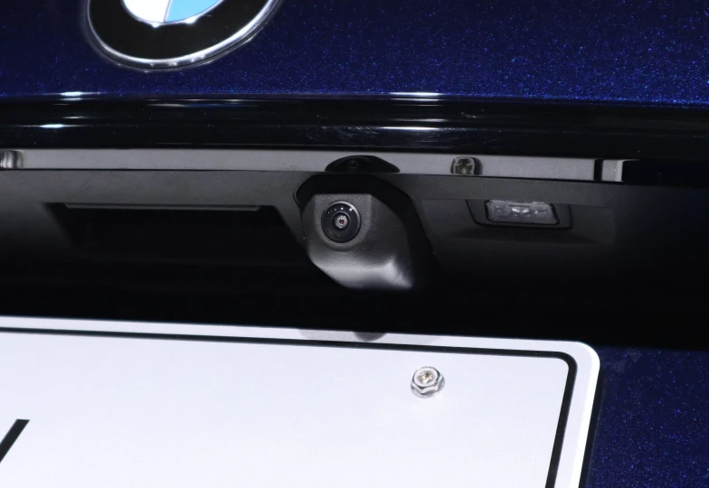 BMW X7 Blue