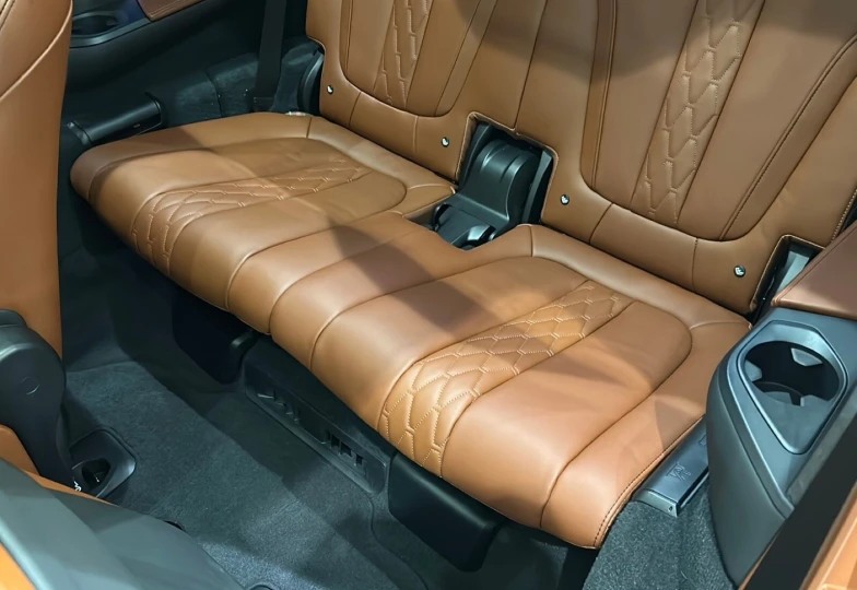 BMW X7 Черный
