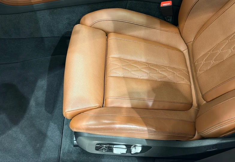BMW X7 Черный