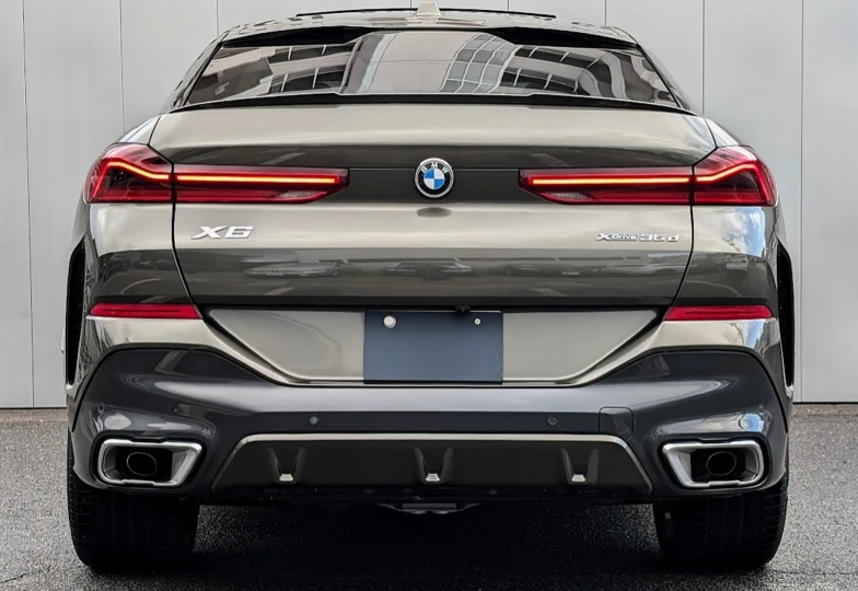 BMW X6 M Серый
