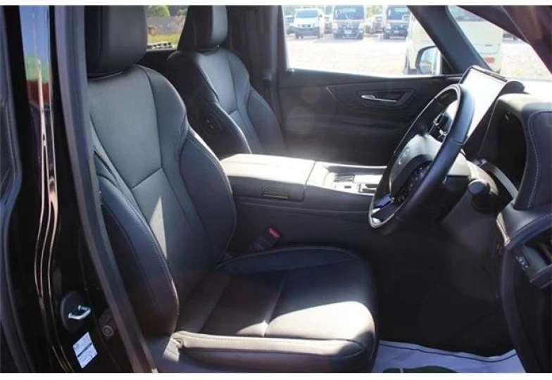 Toyota Alphard Черный