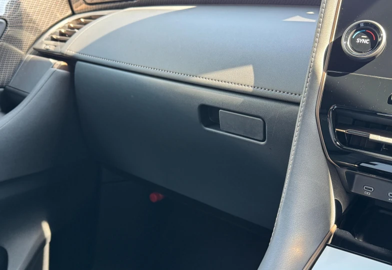 Toyota Alphard Black