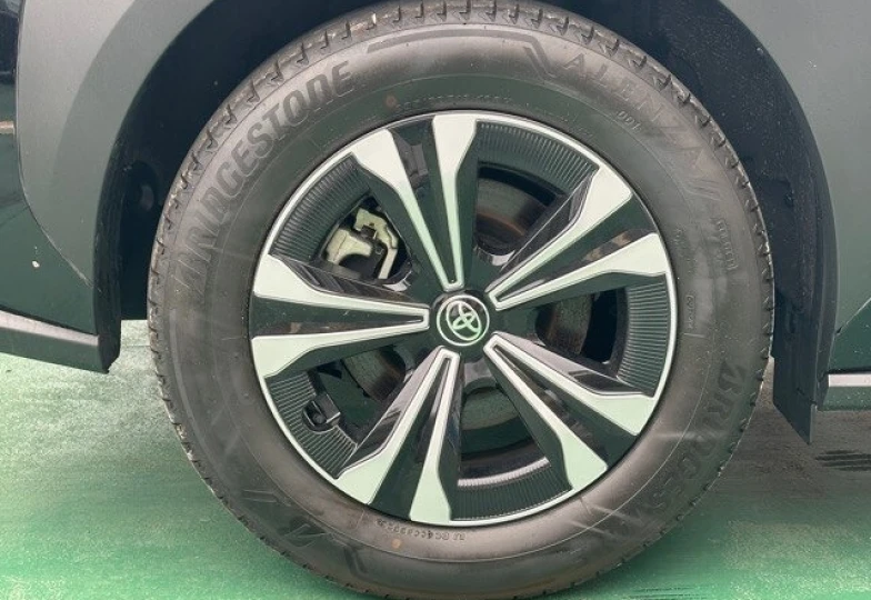 Toyota BZ4X Черный