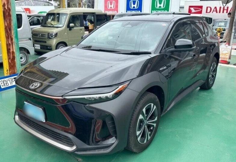 Toyota BZ4X Черный