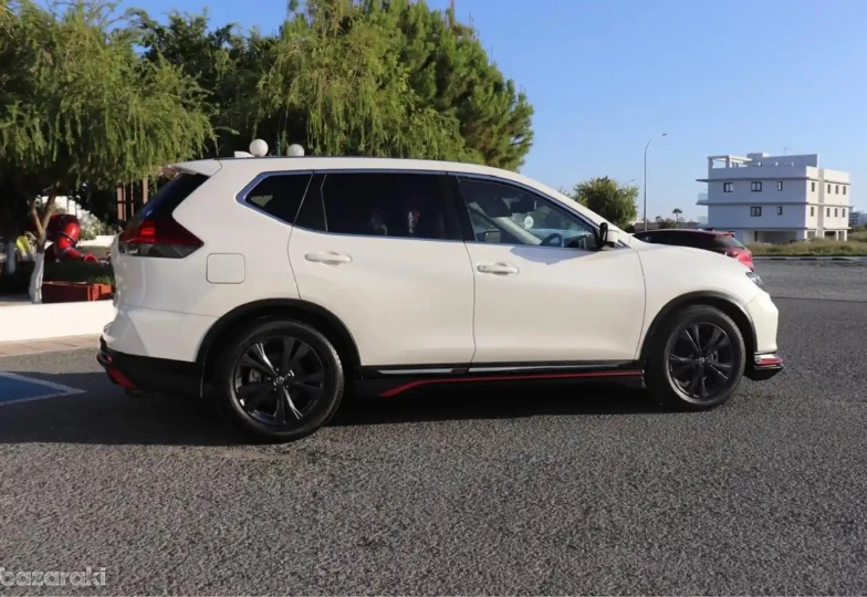 Nissan X-Trail Белый