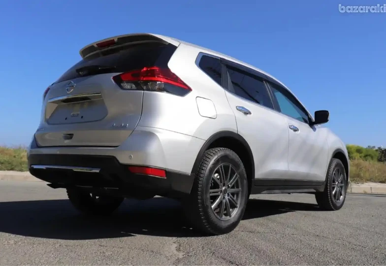 Nissan X-Trail Серый