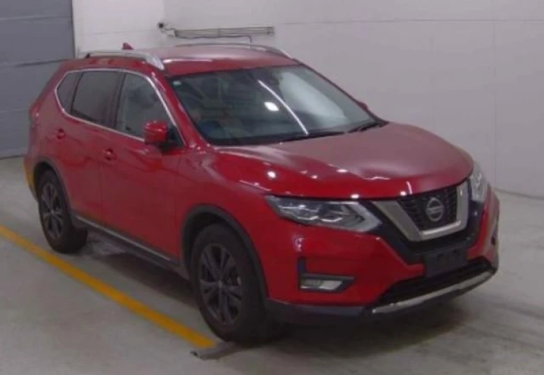 Nissan X-Trail Красный