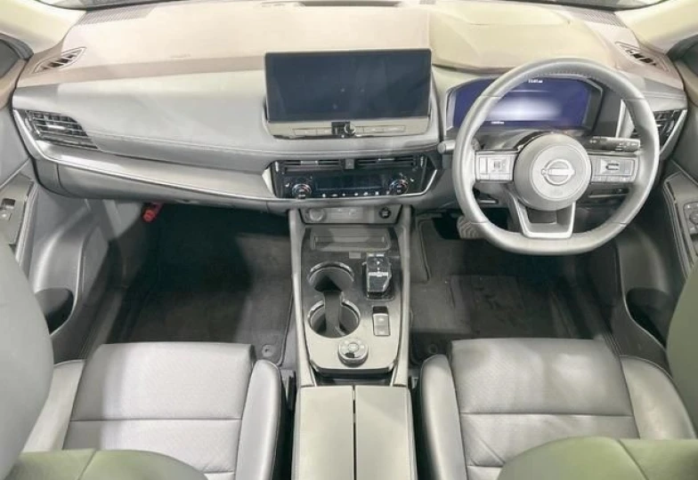 Nissan X-Trail White