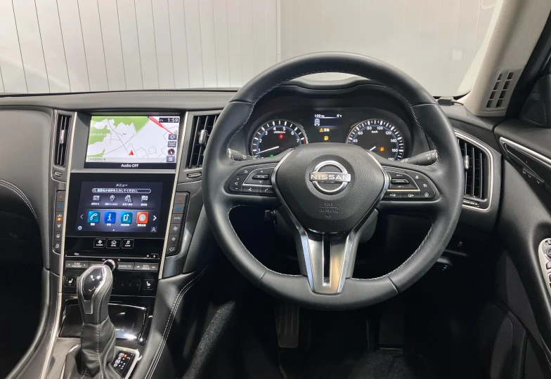 Nissan Skyline Черный
