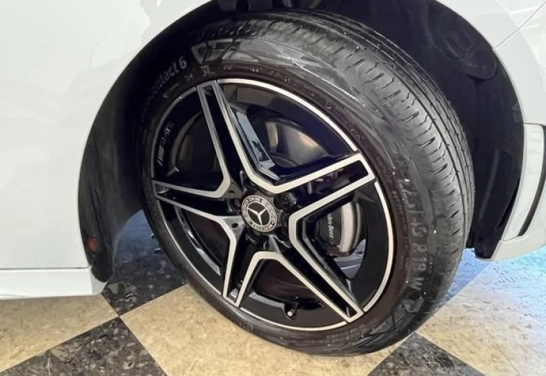 Mercedes B-class Белый