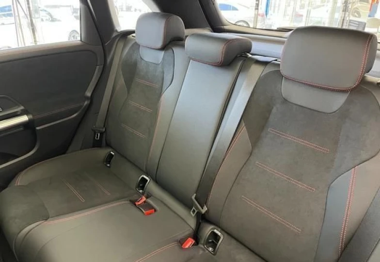 Mercedes B-class Черный