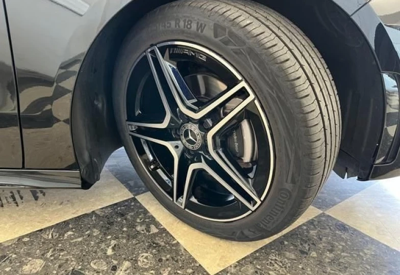 Mercedes B-class Черный