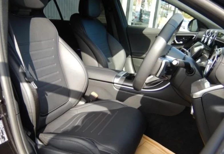 Mercedes C-class Black