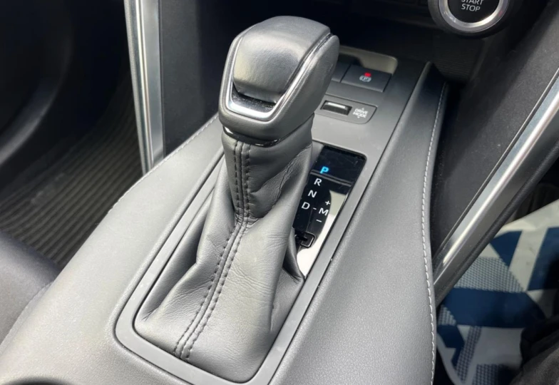 Toyota Harrier Black