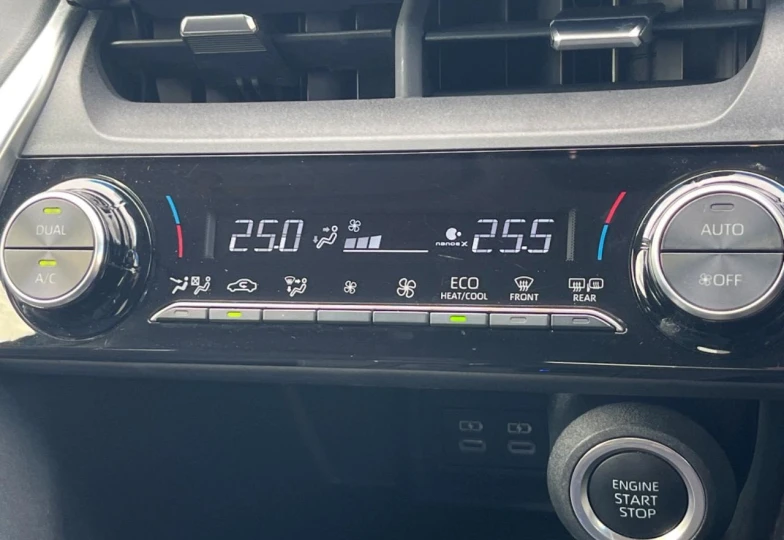 Toyota Harrier Black