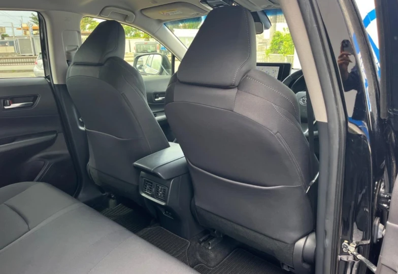 Toyota Harrier Black