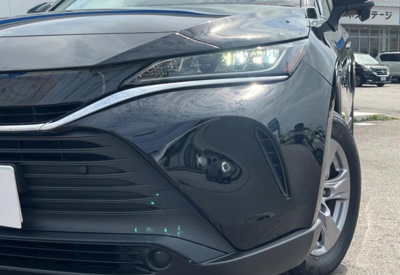 Toyota Harrier Black