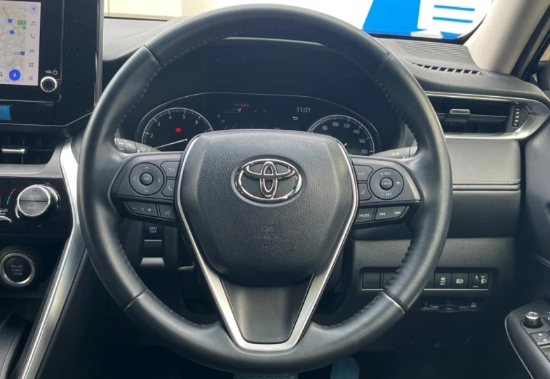 Toyota Harrier Black