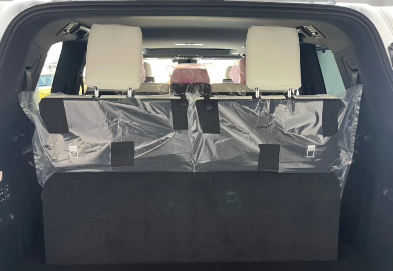 Lexus LX Белый