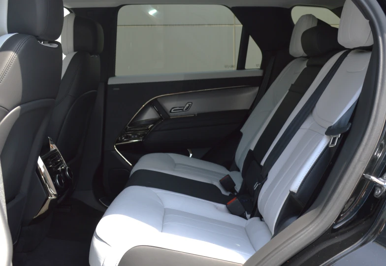 Land Rover Range Rover Sport Черный
