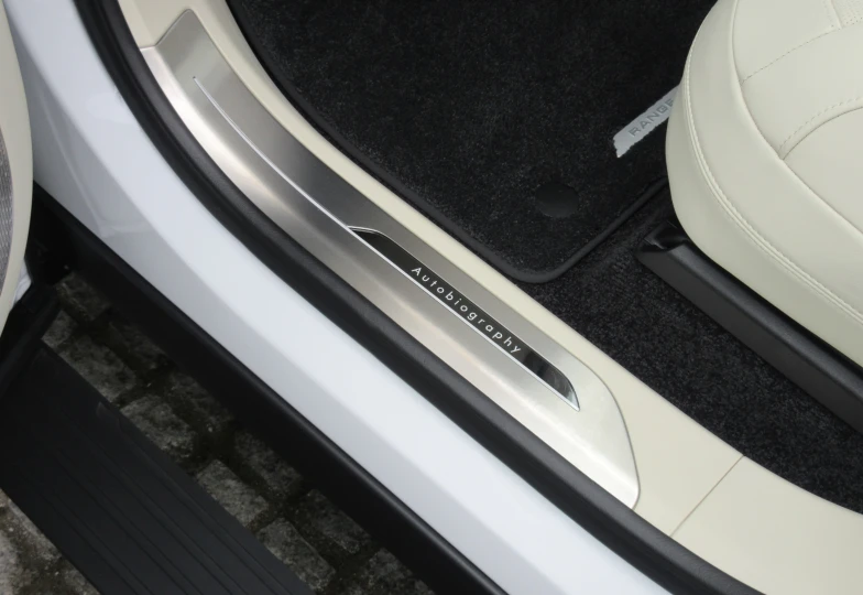 Land Rover Range Rover White