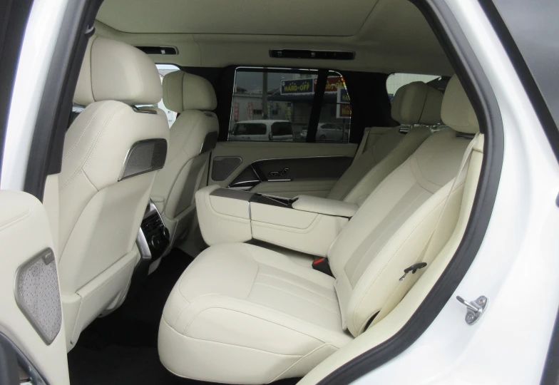 Land Rover Range Rover White