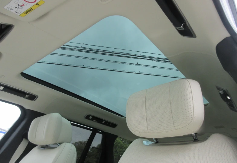 Land Rover Range Rover White