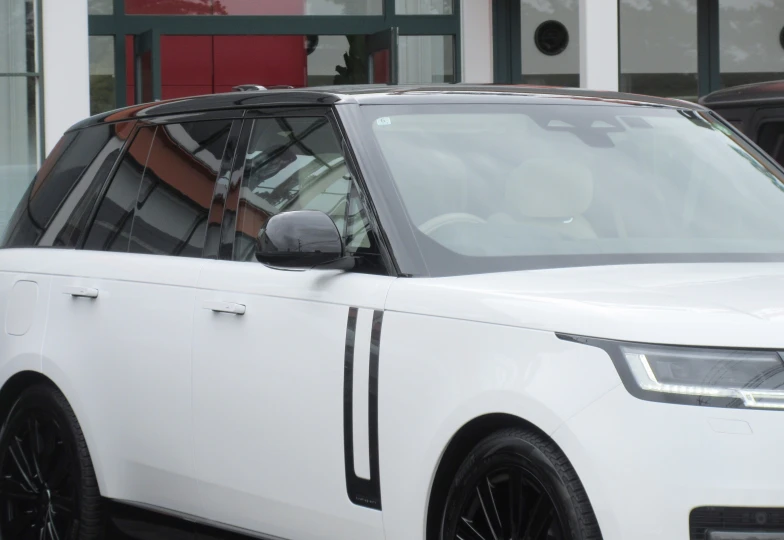 Land Rover Range Rover White