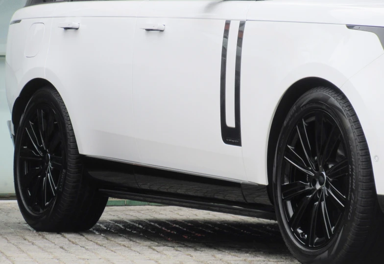 Land Rover Range Rover White