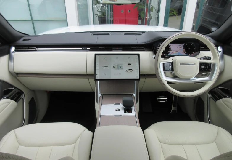 Land Rover Range Rover White