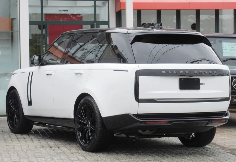 Land Rover Range Rover White