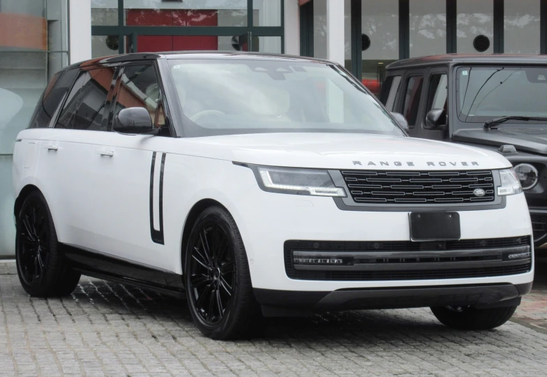 Land Rover Range Rover White