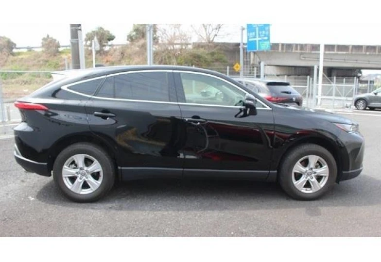 Toyota Harrier Черный