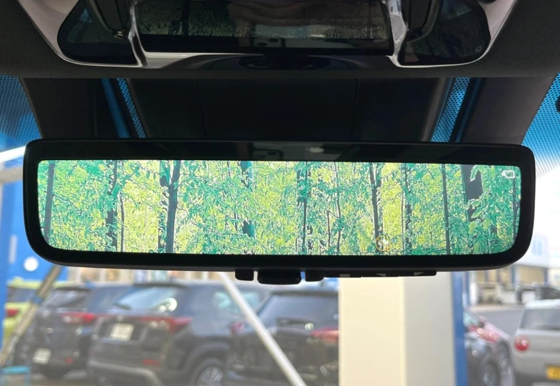 Toyota Harrier Белый