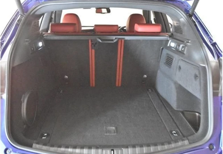 Alfa Romeo Stelvio Синий