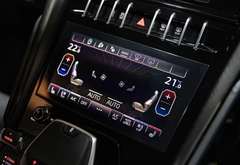 Lamborghini Urus Желтый