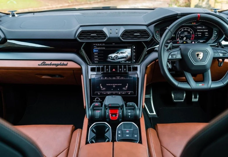 Lamborghini Urus Зеленый
