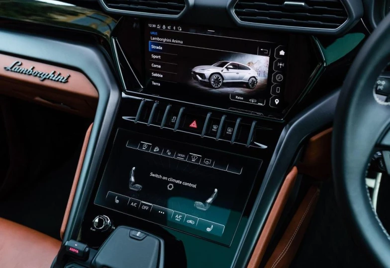 Lamborghini Urus Зеленый