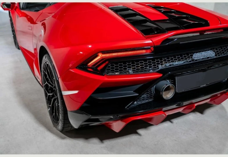 Lamborghini Huracan Red