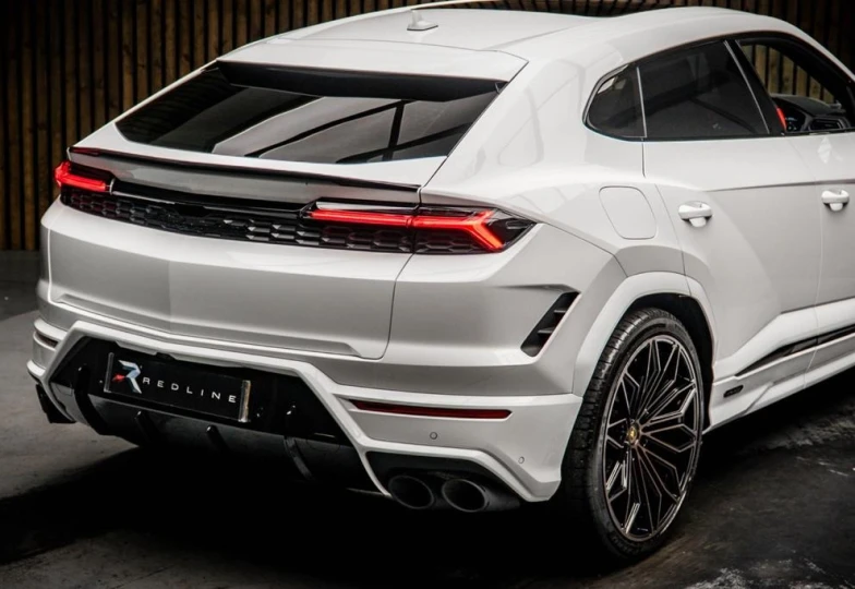 Lamborghini Urus White
